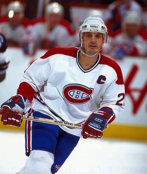 guy-carbonneau-capitaine-canadiens-montreal-mvp-hockey-coach-home-white.webp